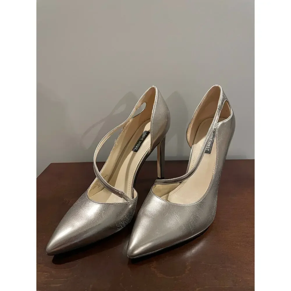 Nine West Champagne Gold Heels – Size 8.5
